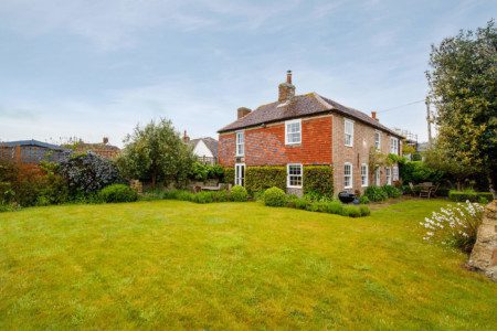 Country Cottage with views - Sidlesham
